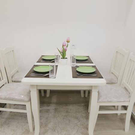 Newly Renovated Studio Apartment In Downtown Center 5 Tasjkent Eksteriør bilde